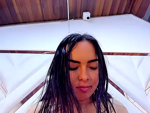 Violett_Bliss webcam