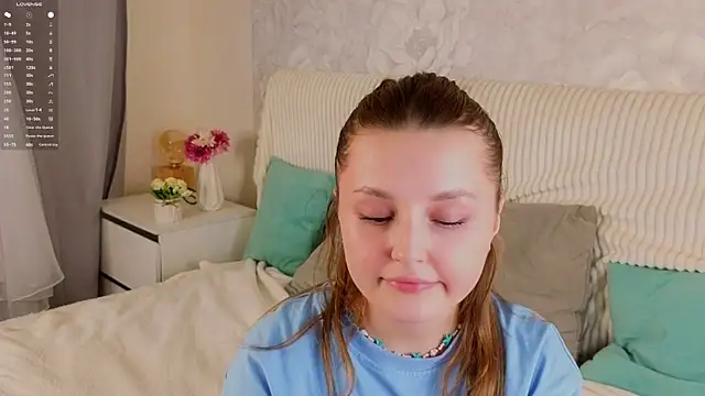 LorriMonz profile