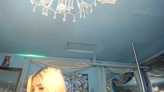 ADRIANNA_FOX webcam