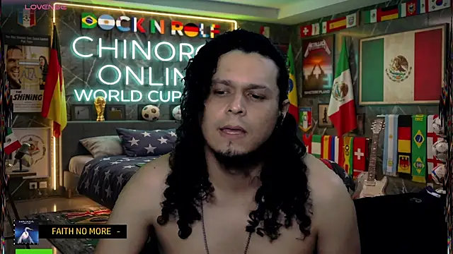 chino_roz webcam