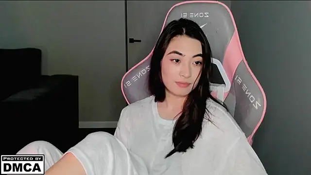 MeilideQian1 live cam on StripChat