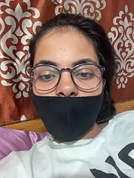 Sandhya_77 webcam