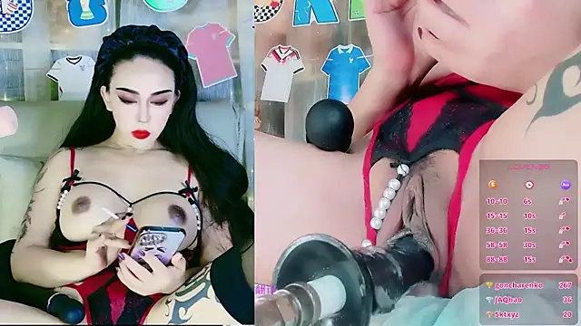 ladyfengyeS010 webcam