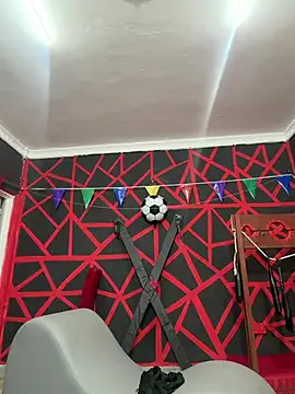 friends_lust_latin webcam