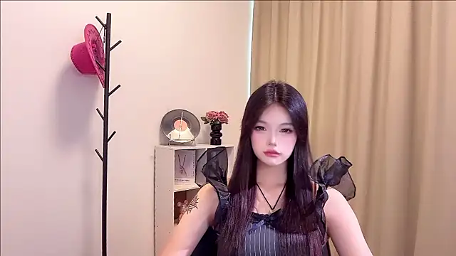 Sultry-01 webcam
