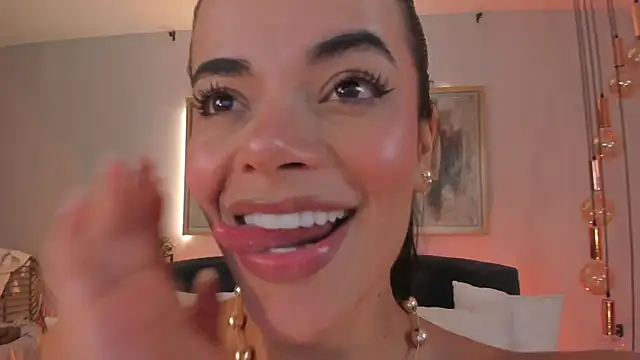 KateSunder webcam