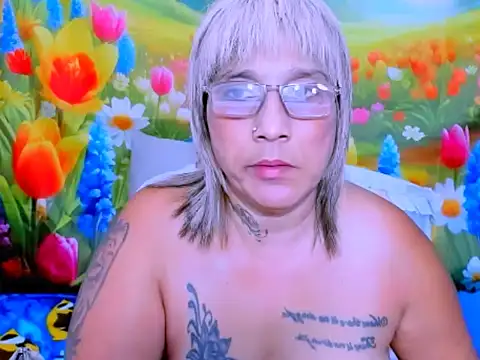 indianroxy webcam