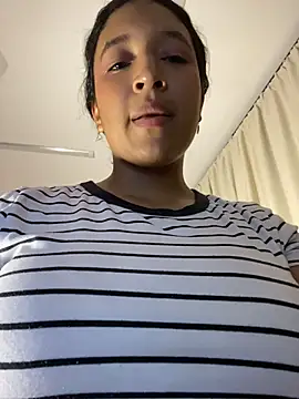 Julieta_Vegaax Live Webcam on Stripchat