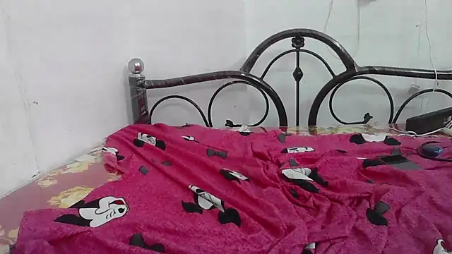 cute_lailaa webcam