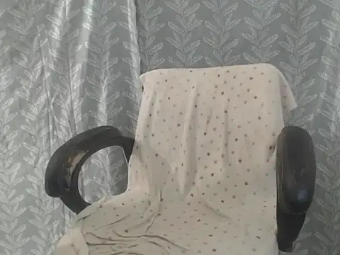 cute-priy webcam