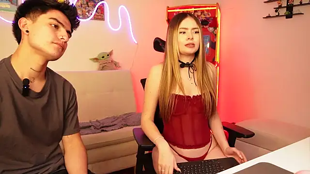 tommy_and_sophie webcam