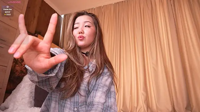 Amelyisthatyou webcam