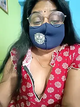 sexxyrenukaa webcam