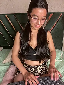 Megan_pink18 webcam