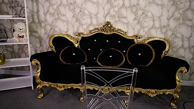 NikkyReyyy webcam