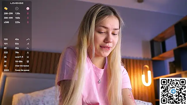 almedarenova - AlmedaRenova's free webcam - UK Sex Cams