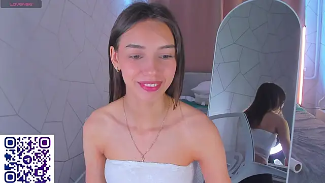 Tiffany-Grace webcam