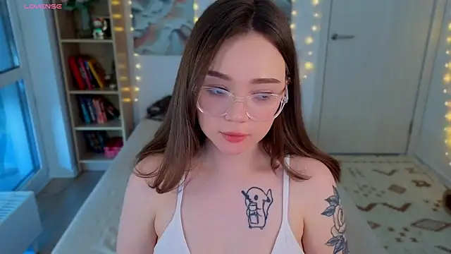 MilenaSaint webcam
