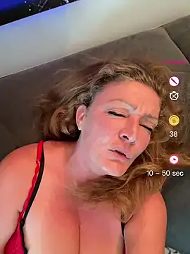 MumGabriela webcam