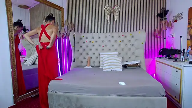 PlayfulShow webcam