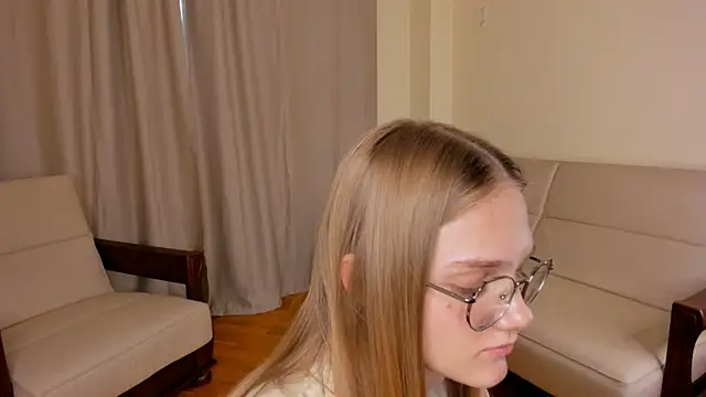 FemMantis webcam