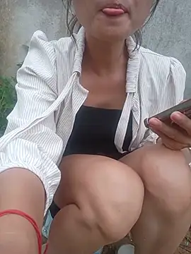 Linda-yiyi webcam