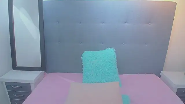 chaneelstark webcam