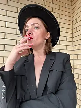 CherryChaos_ live sex cam