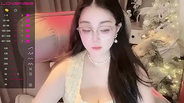 Monica-666888- webcam