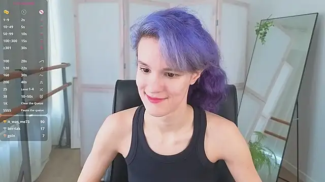 AuraLaunni webcam