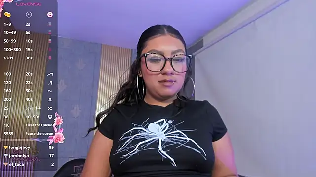 Laulin_tay webcam