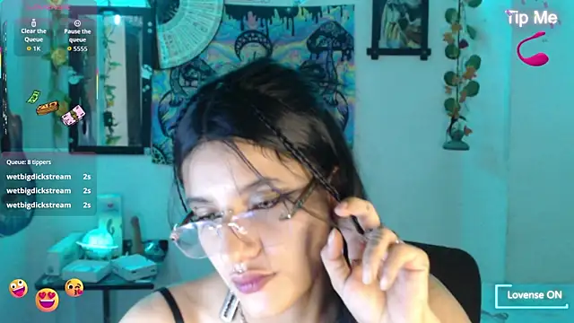 bastethott webcam