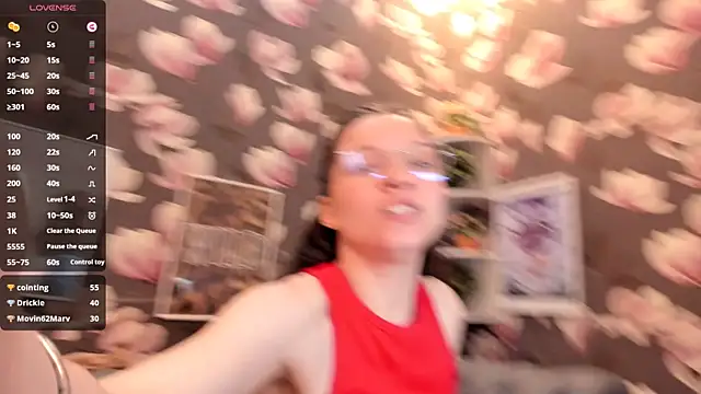MelaniGrand webcam