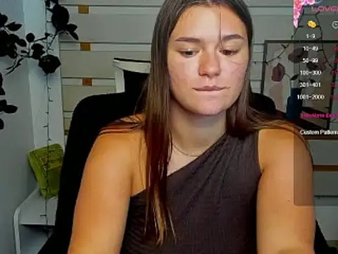 Josephine_Kiss webcam