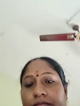 yamini1431 webcam