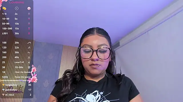 Laulin_tay webcam