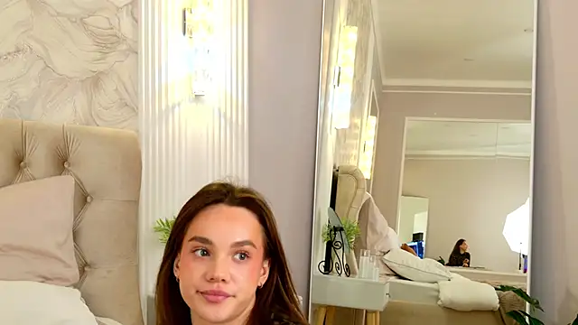 AlissaMilee webcam