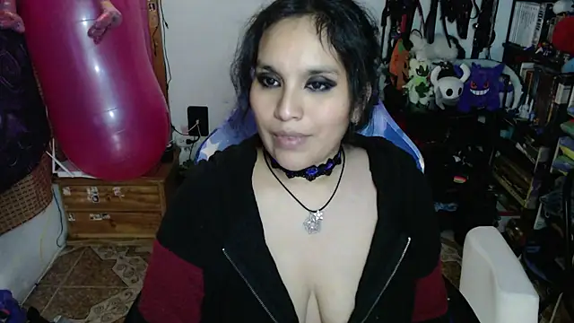 kureiji_hentaii webcam