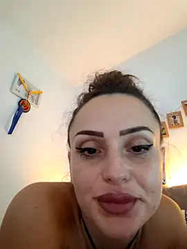 Caramellaa webcam