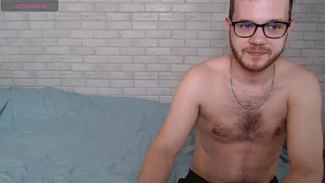Fuckyoursecretary69 webcam