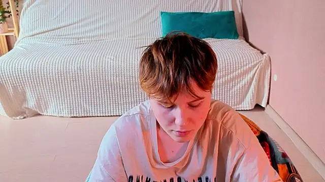 two_gerls_here webcam