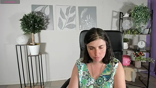 MartaEdams webcam