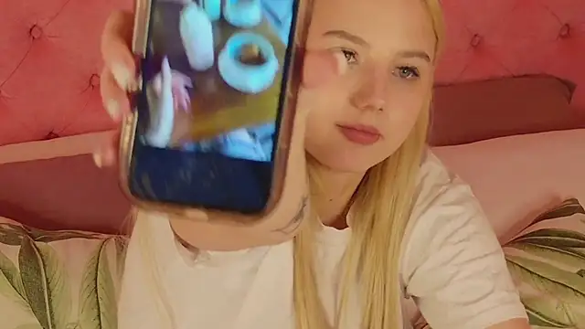 Sky_Cutie webcam