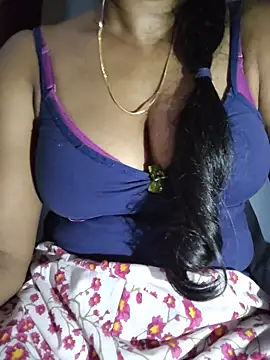 Ezabelljohn webcam