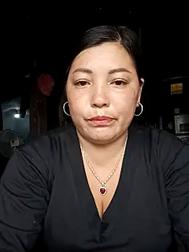 sary-hot2x webcam
