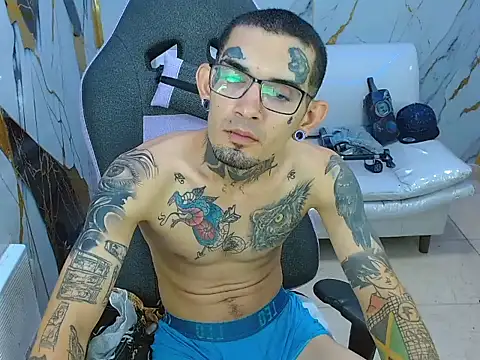 Boy_tatto77 webcam