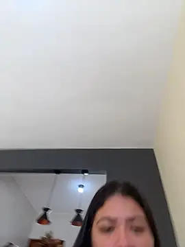ZahraAmira_ webcam