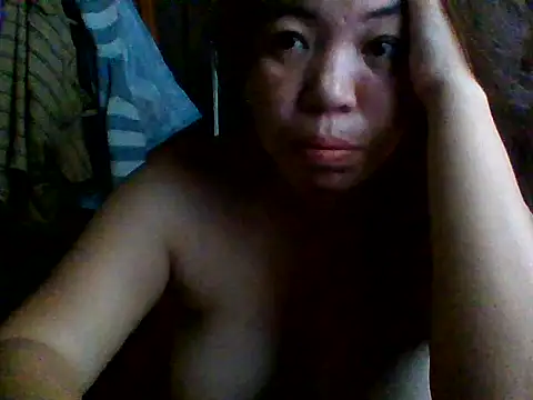 sweet_lhyn webcam