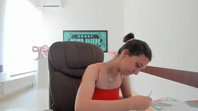Ellina_Star webcam