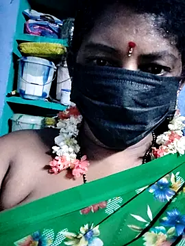 shanthi_telugu99 webcam